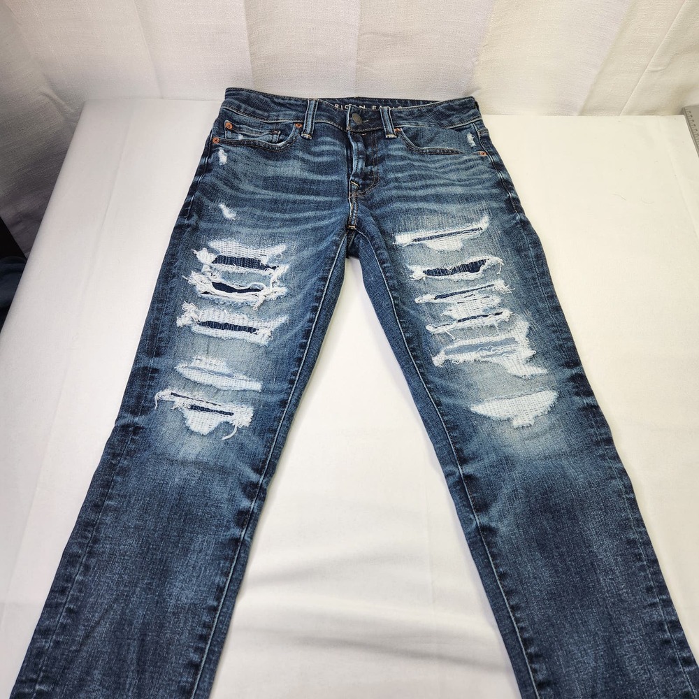 American Eagle Distressed Skinny Jeans, Size 28x28 - Picture 2 of 11